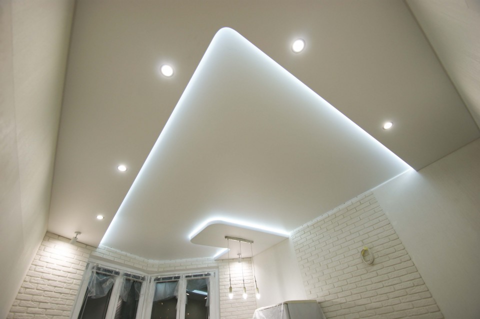 Заказать парящие натяжные потолки в г. Хадыженск